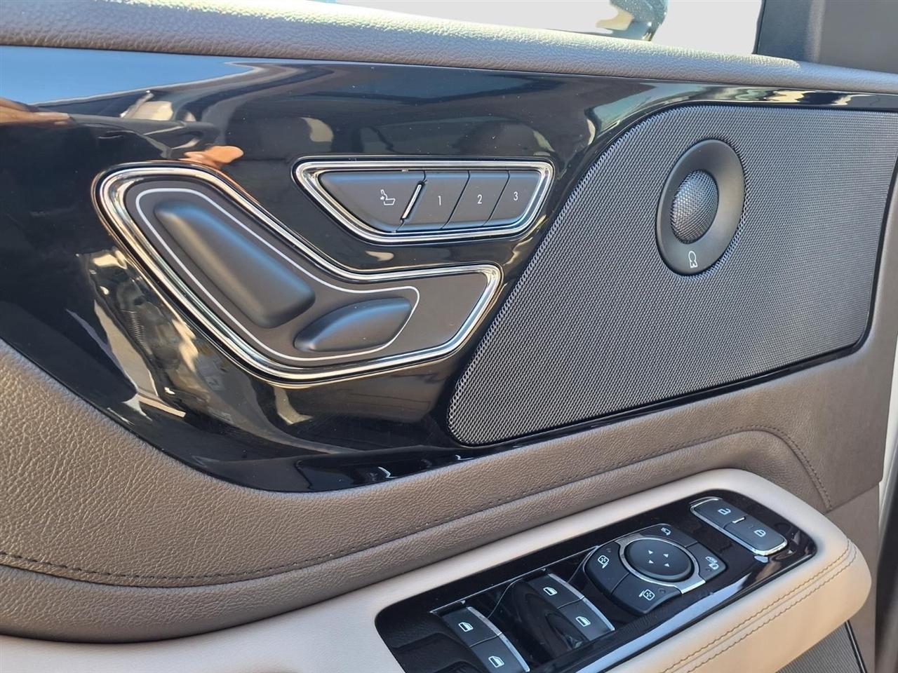 Lincoln Aviator Reserve AWD 2024