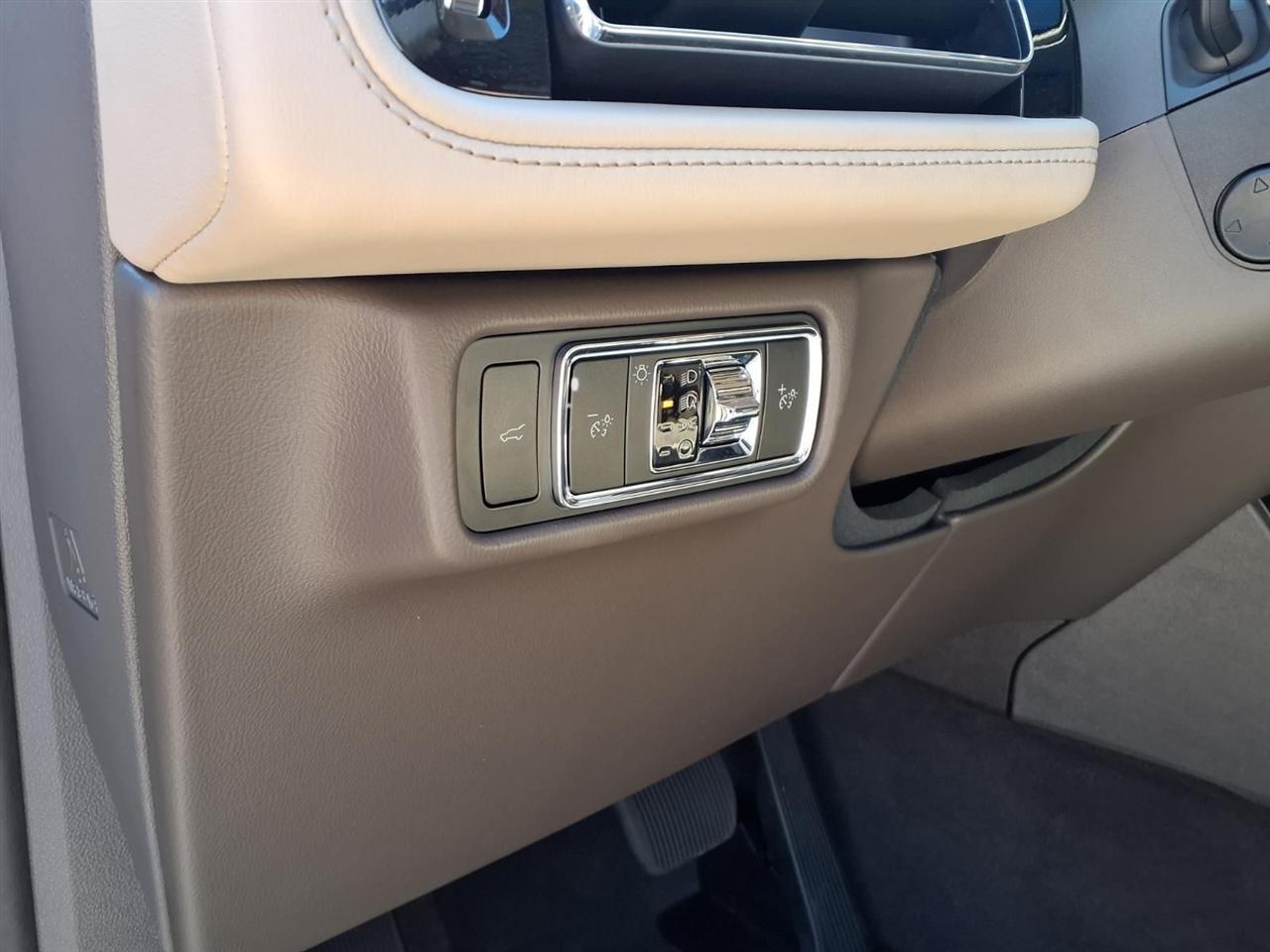 Lincoln Aviator Reserve AWD 2024