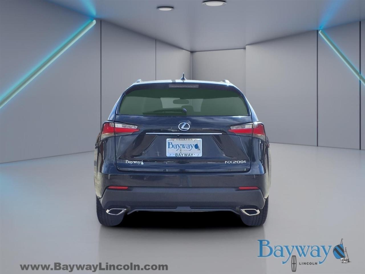 Lexus NX 200t FWD 2017