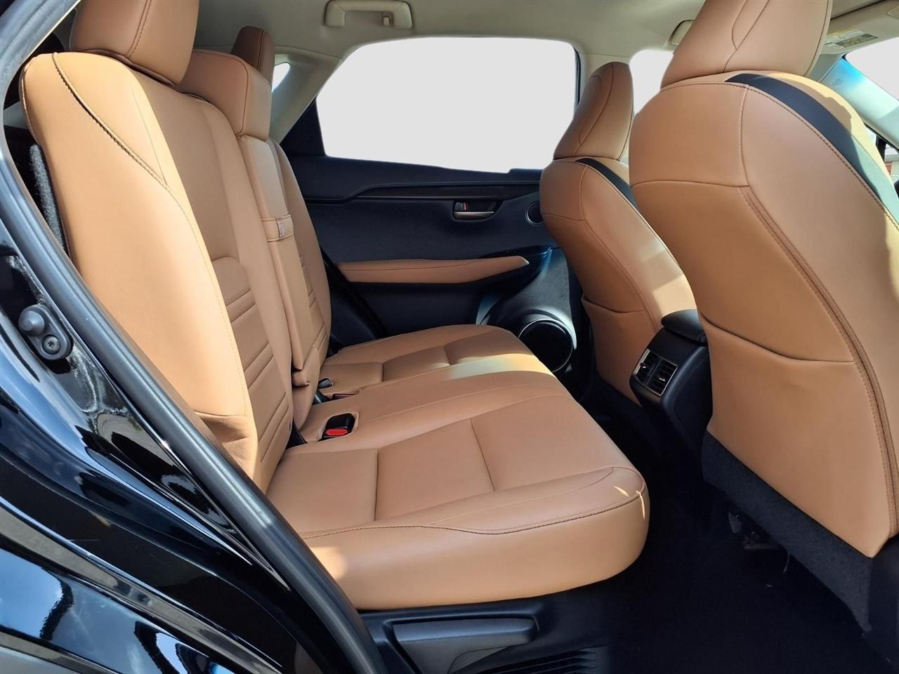 Lexus NX 200t FWD 2017