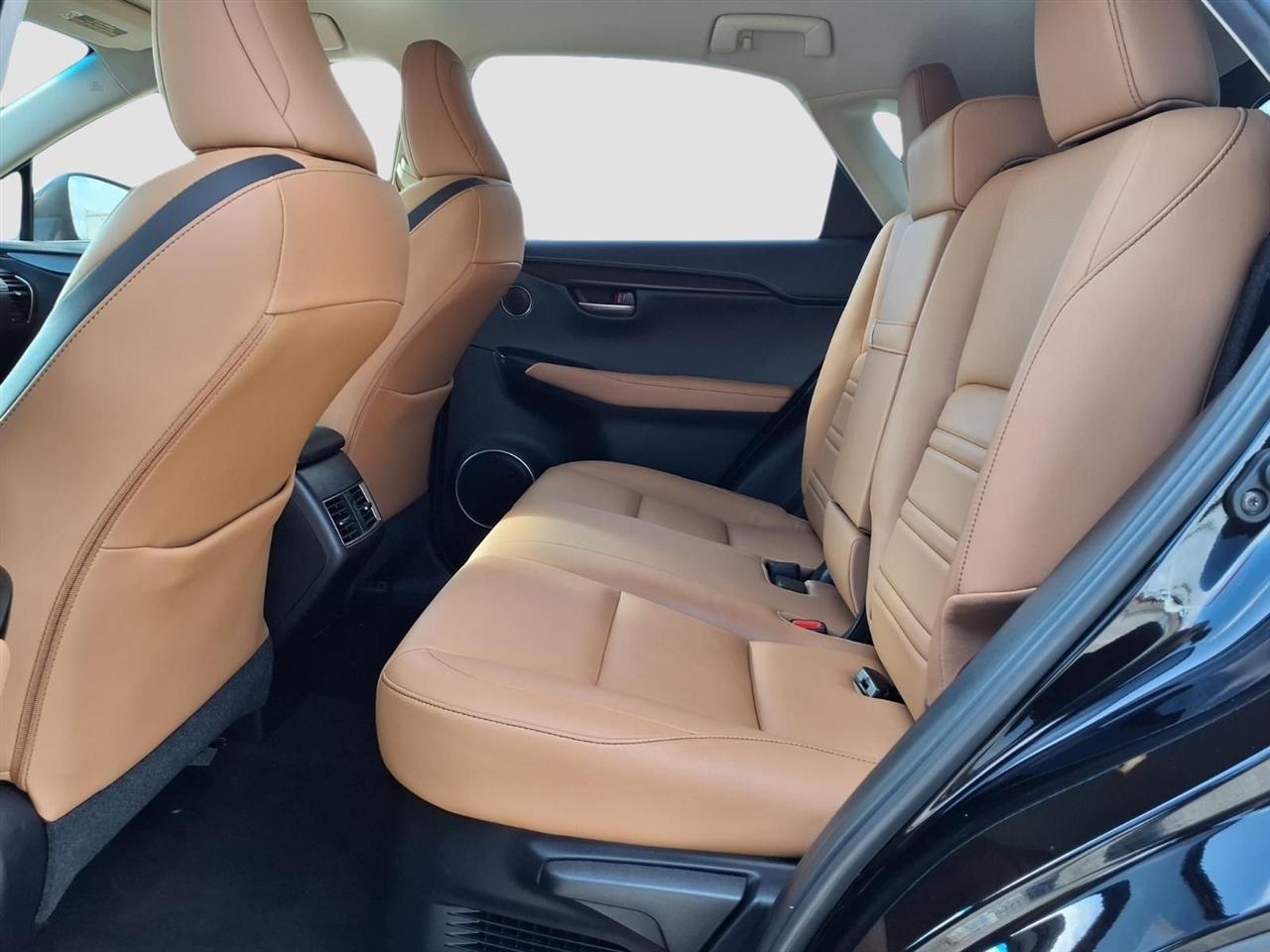 Lexus NX 200t FWD 2017