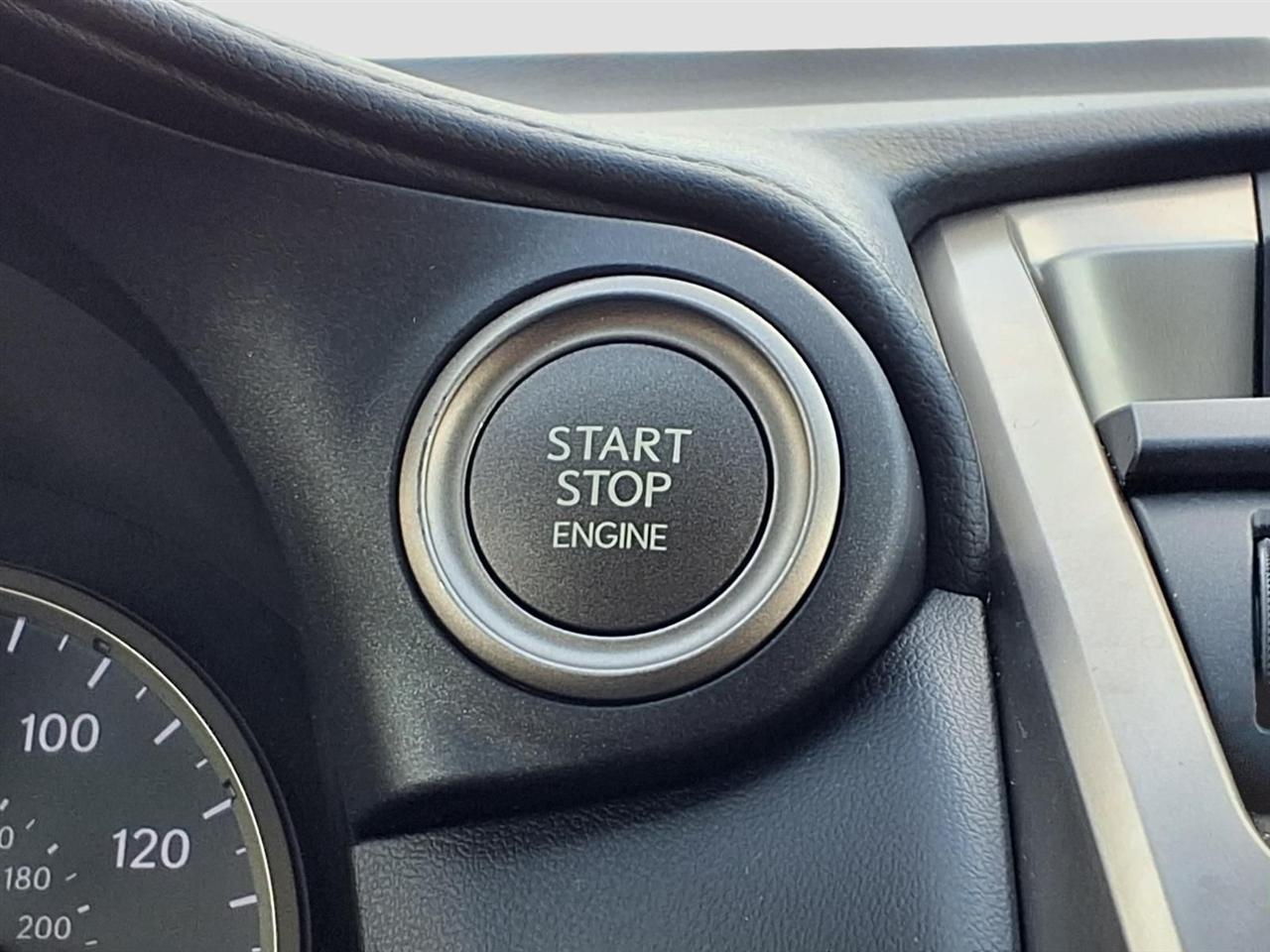 Lexus NX 200t FWD 2017