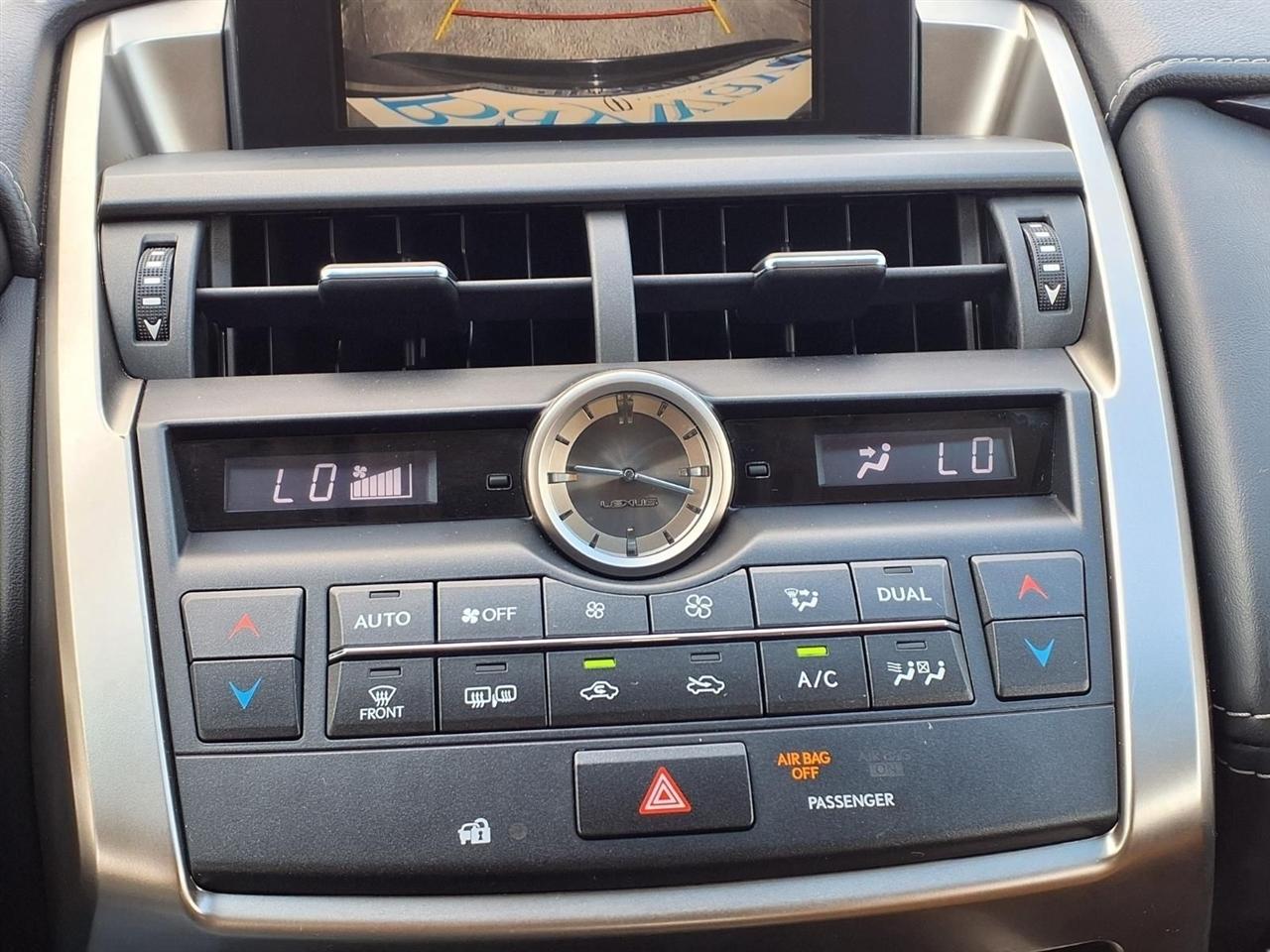 Lexus NX 200t FWD 2017