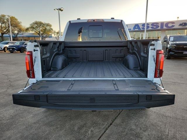 Ford F-150 Raptor SuperCrew 4WD 2024