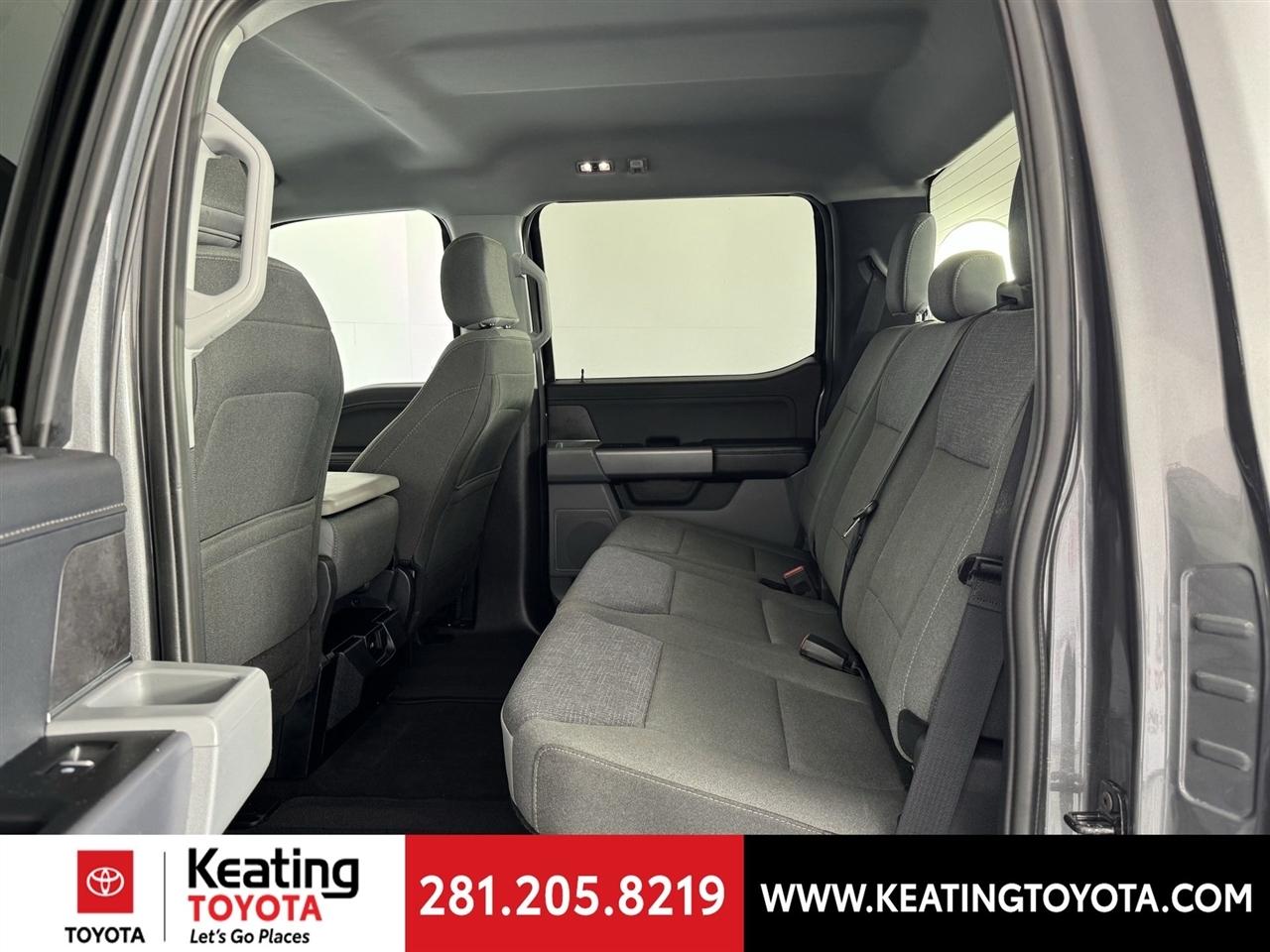 Ford F-150 XLT SuperCrew 4WD 2025