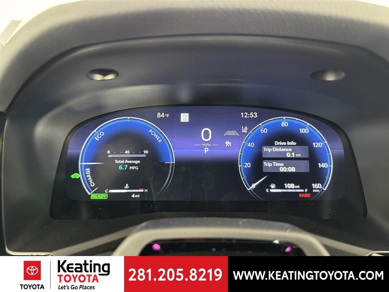 Toyota Camry Hybrid XLE 2026