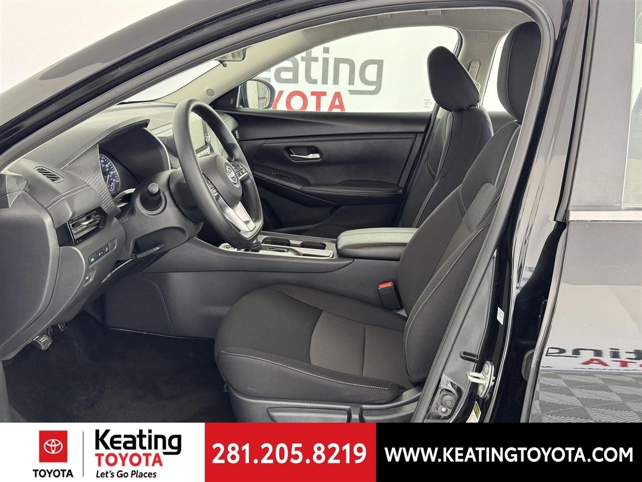 Nissan Sentra SV 2025