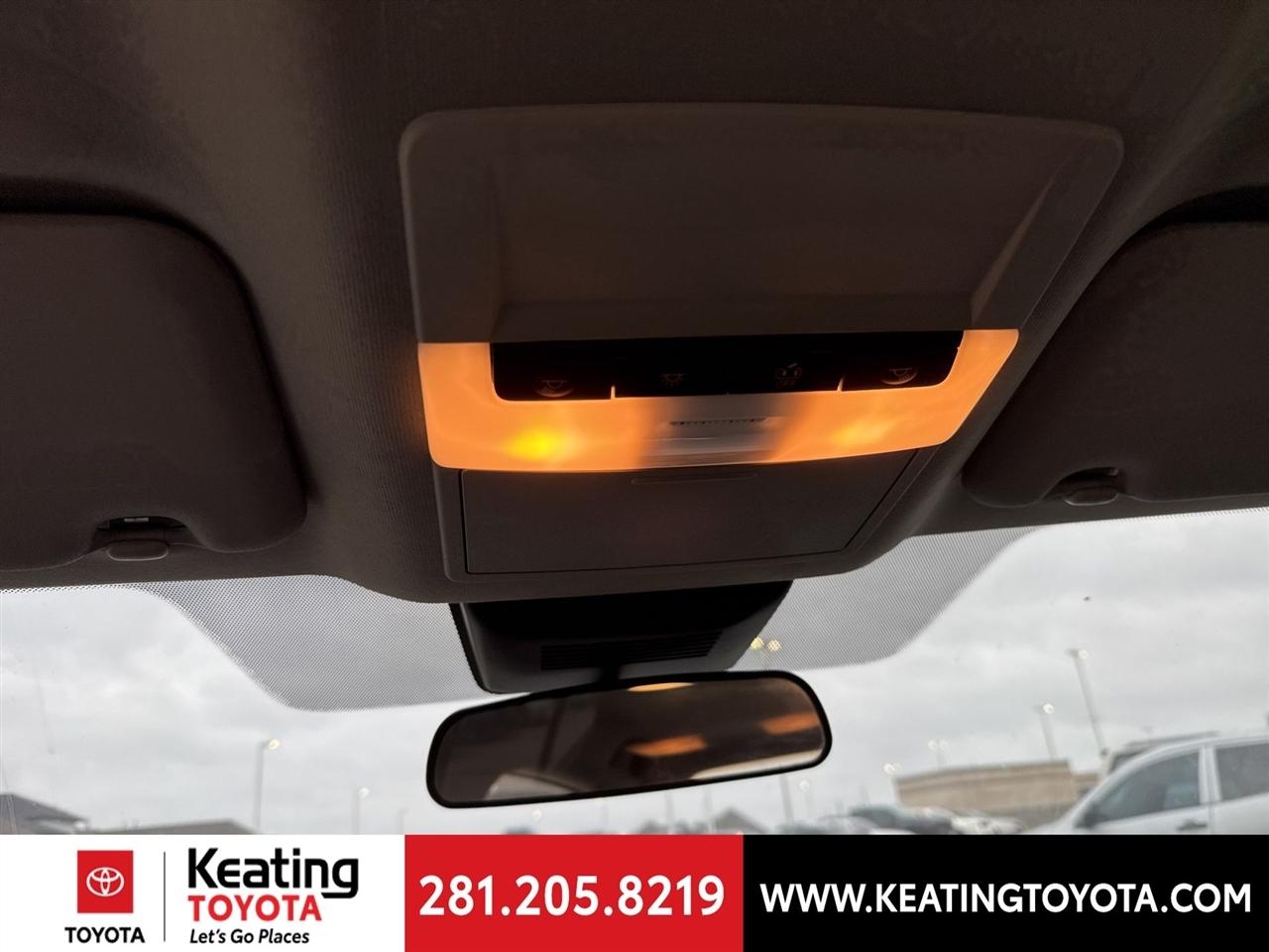 Nissan Sentra SV 2025