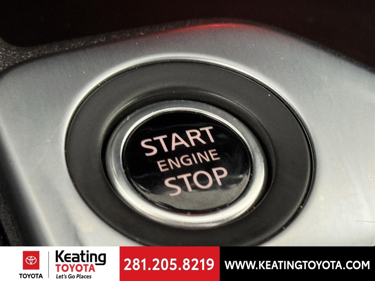 Nissan Sentra SV 2025