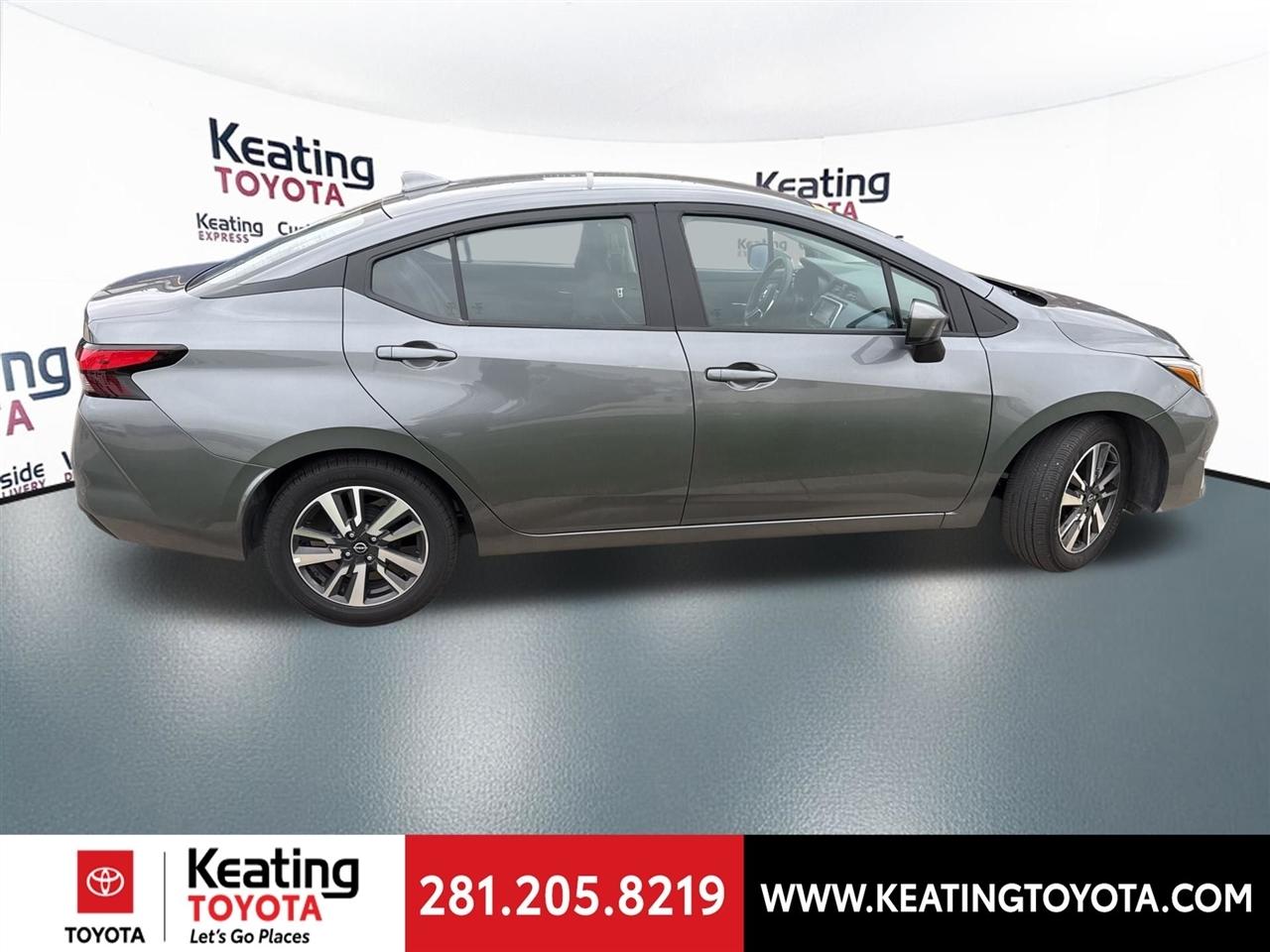 Nissan Versa SV 2025