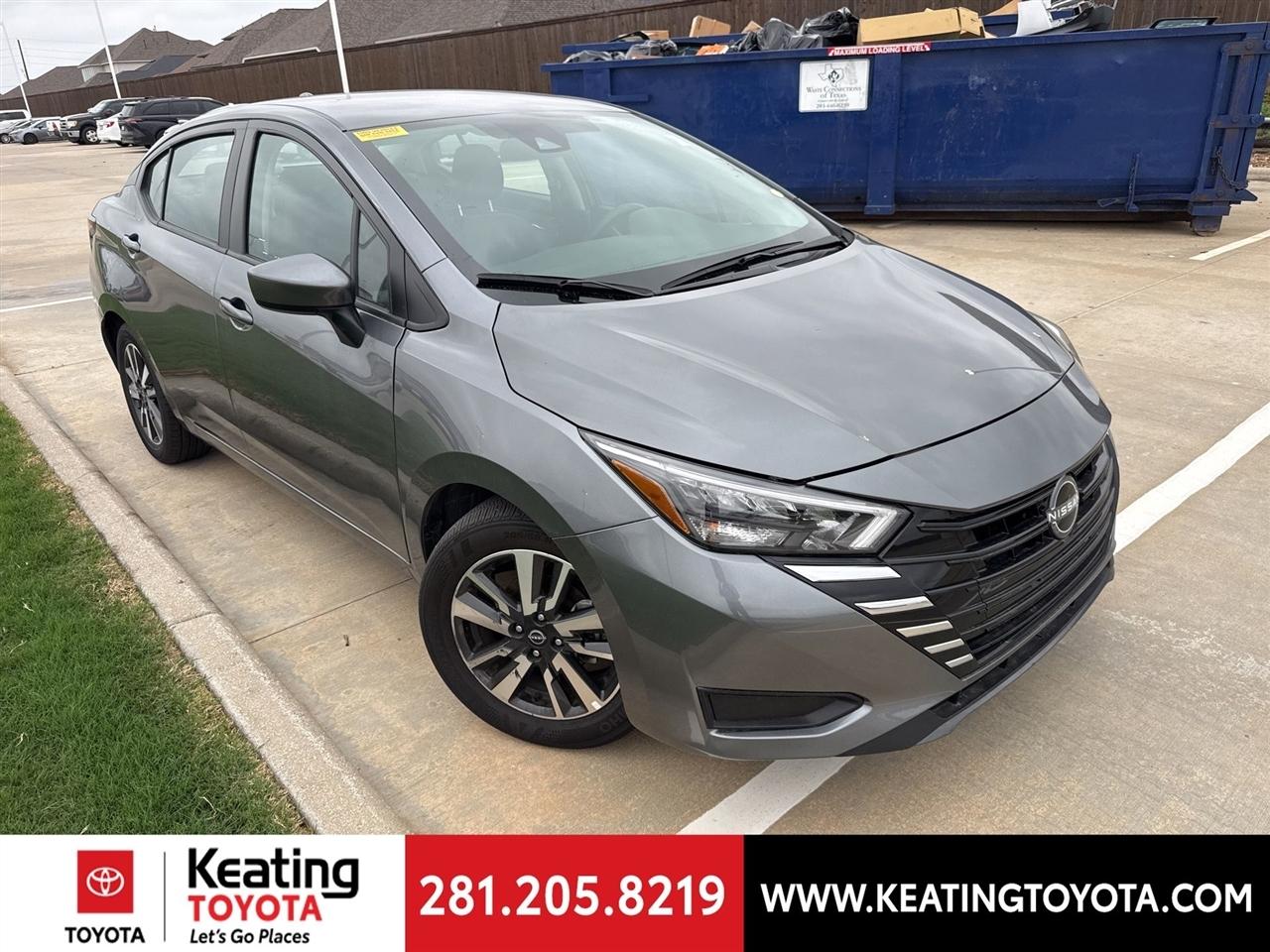 Nissan Versa SV 2025