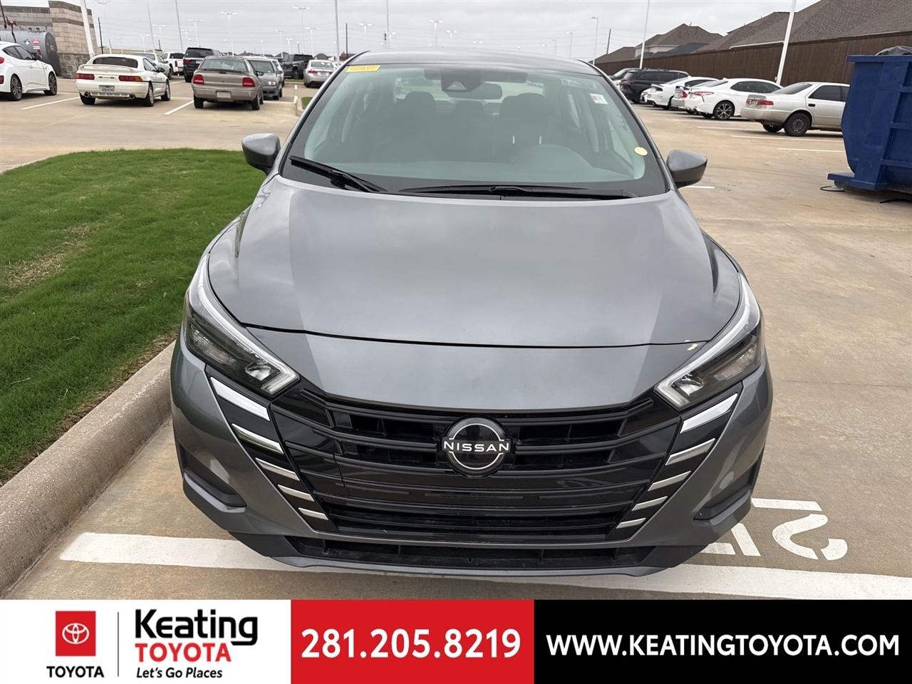 Nissan Versa SV 2025