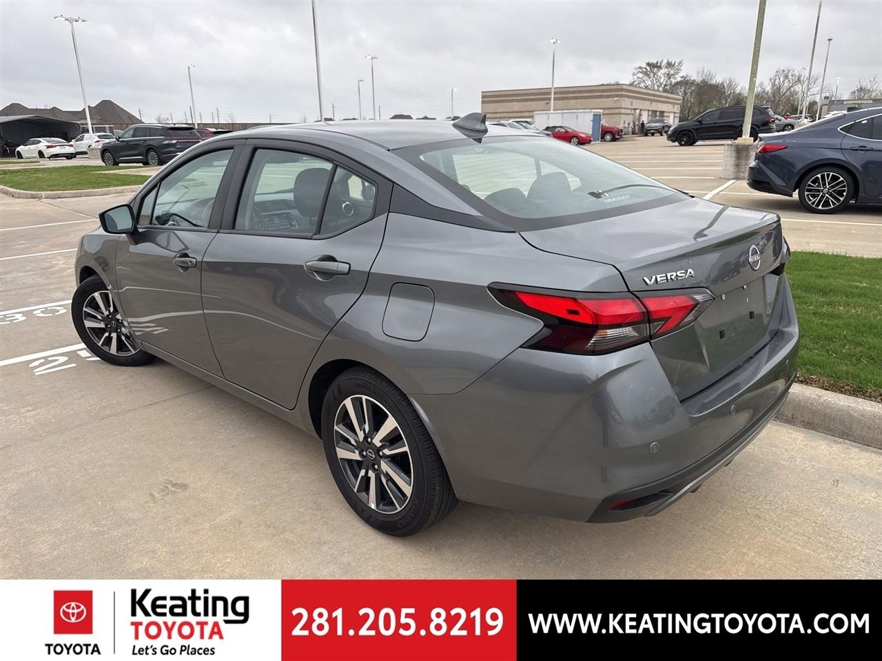 Nissan Versa SV 2025