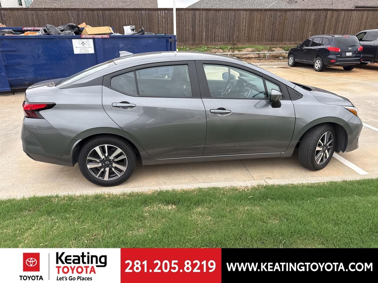 Nissan Versa SV 2025