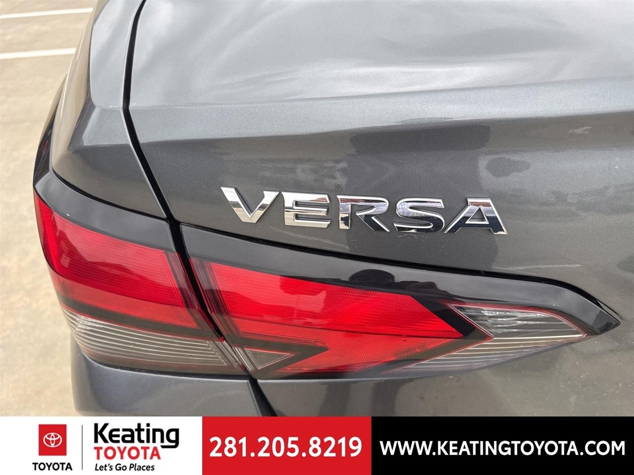 Nissan Versa SV 2025