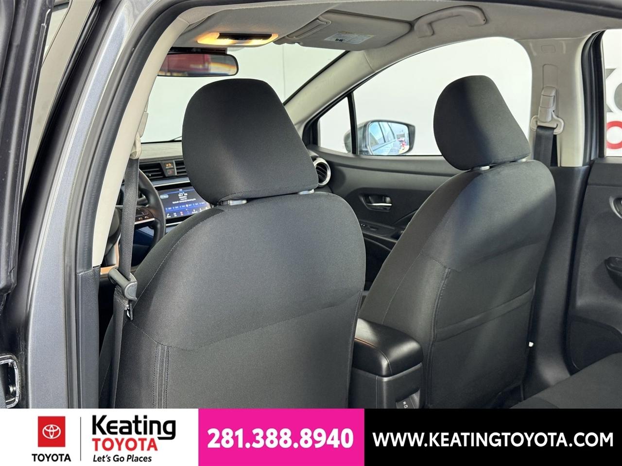 Nissan Versa SV 2025