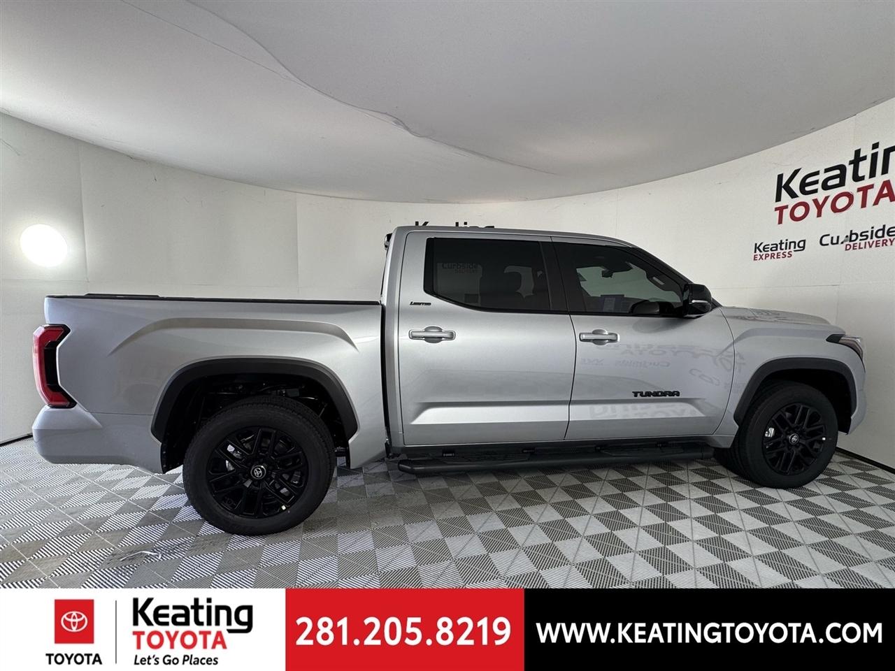 Toyota Tundra Limited CrewMax 2WD 2026