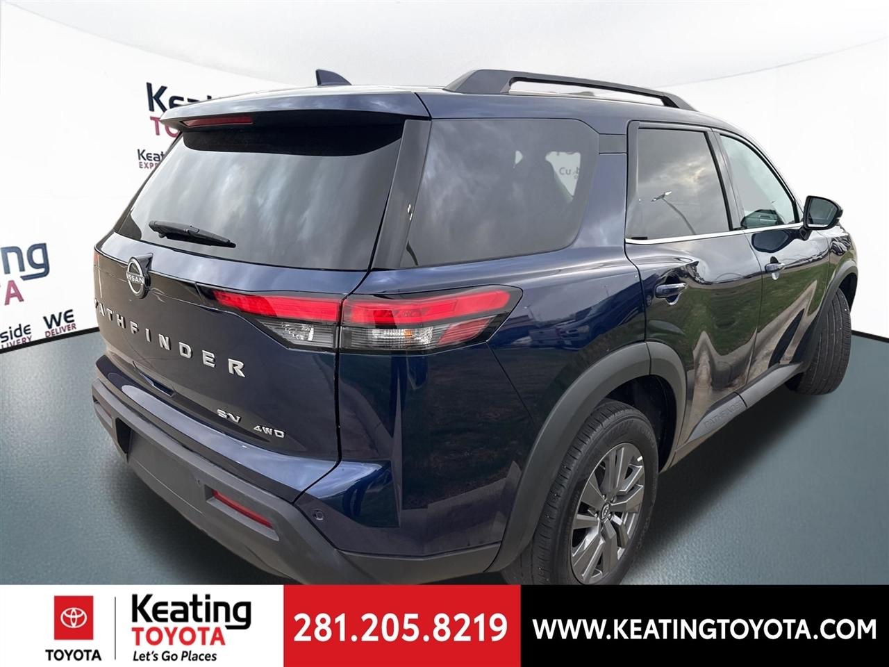 Nissan Pathfinder SV 4WD 2024