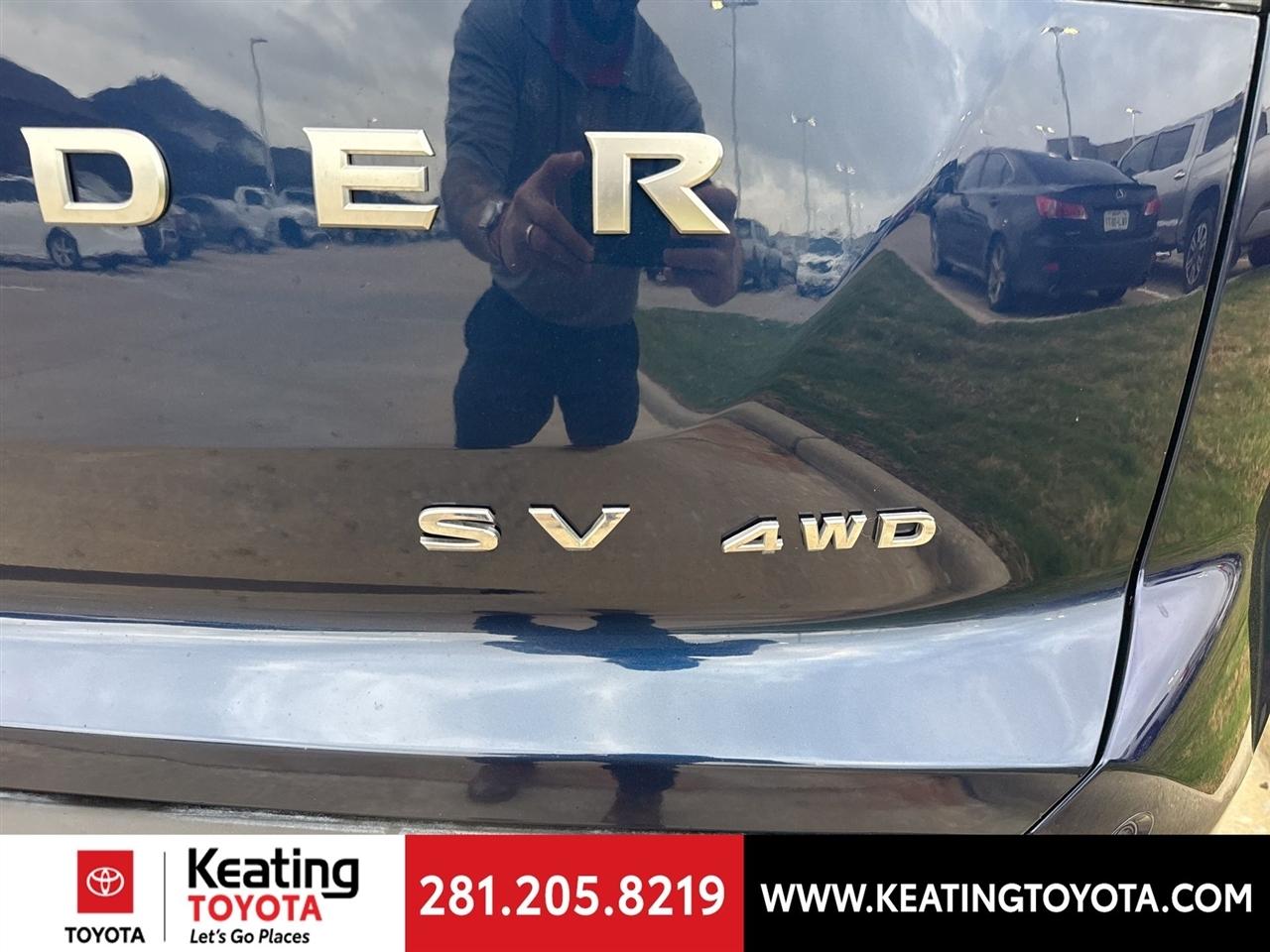 Nissan Pathfinder SV 4WD 2024