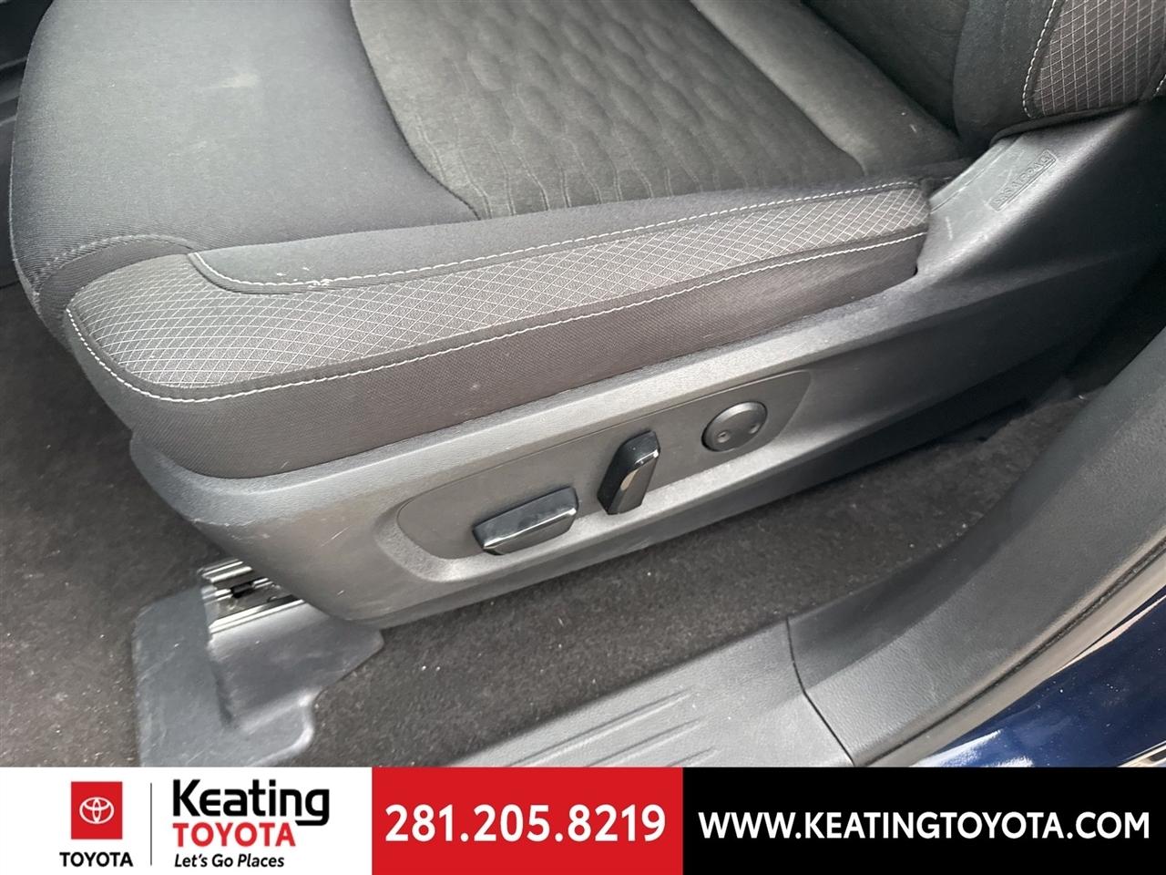 Nissan Pathfinder SV 4WD 2024