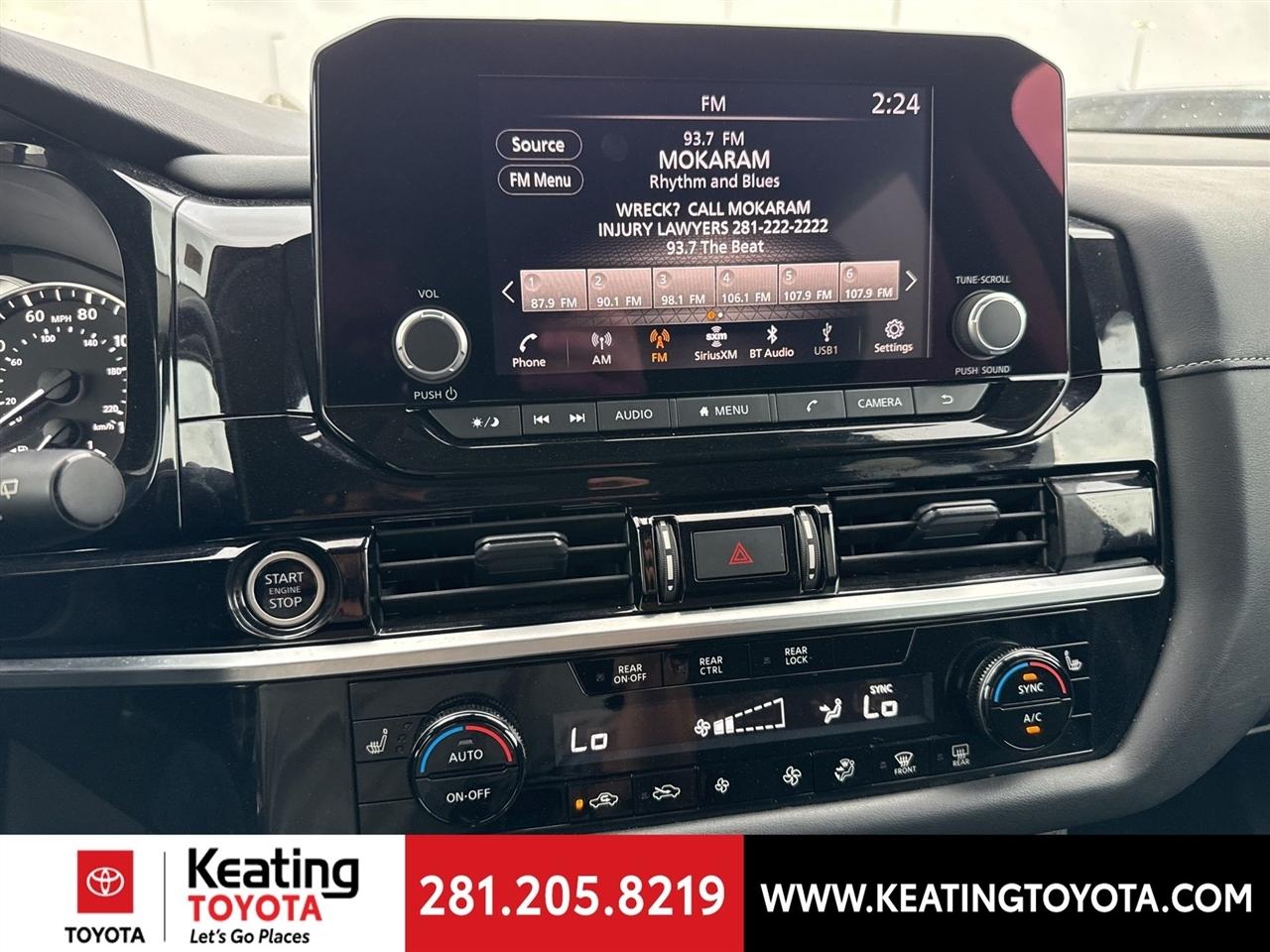 Nissan Pathfinder SV 4WD 2024