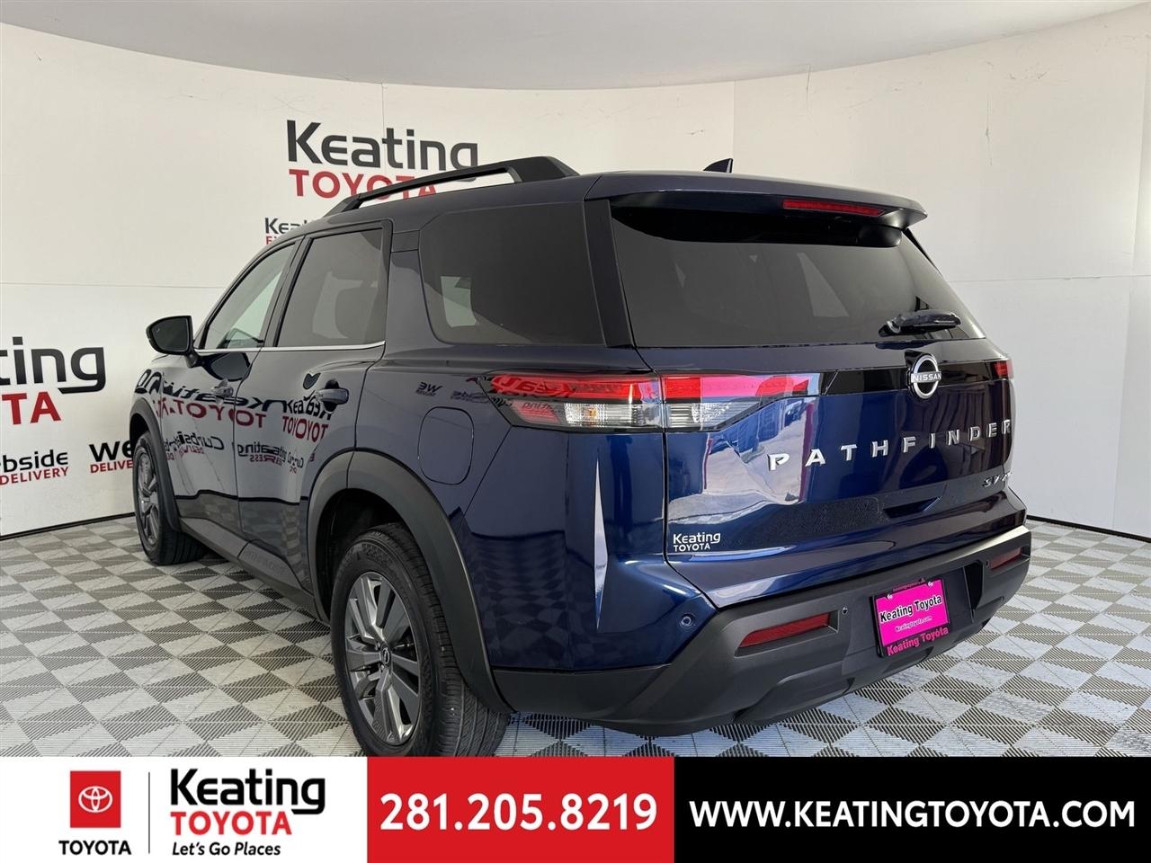 Nissan Pathfinder SV 4WD 2024