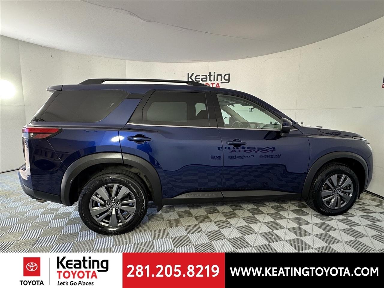 Nissan Pathfinder SV 4WD 2024