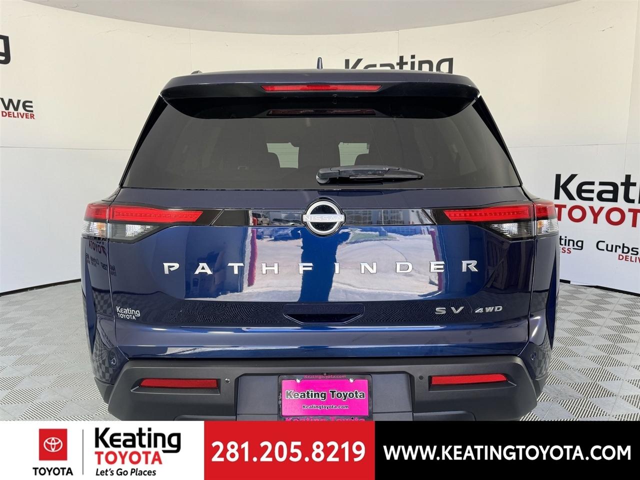 Nissan Pathfinder SV 4WD 2024