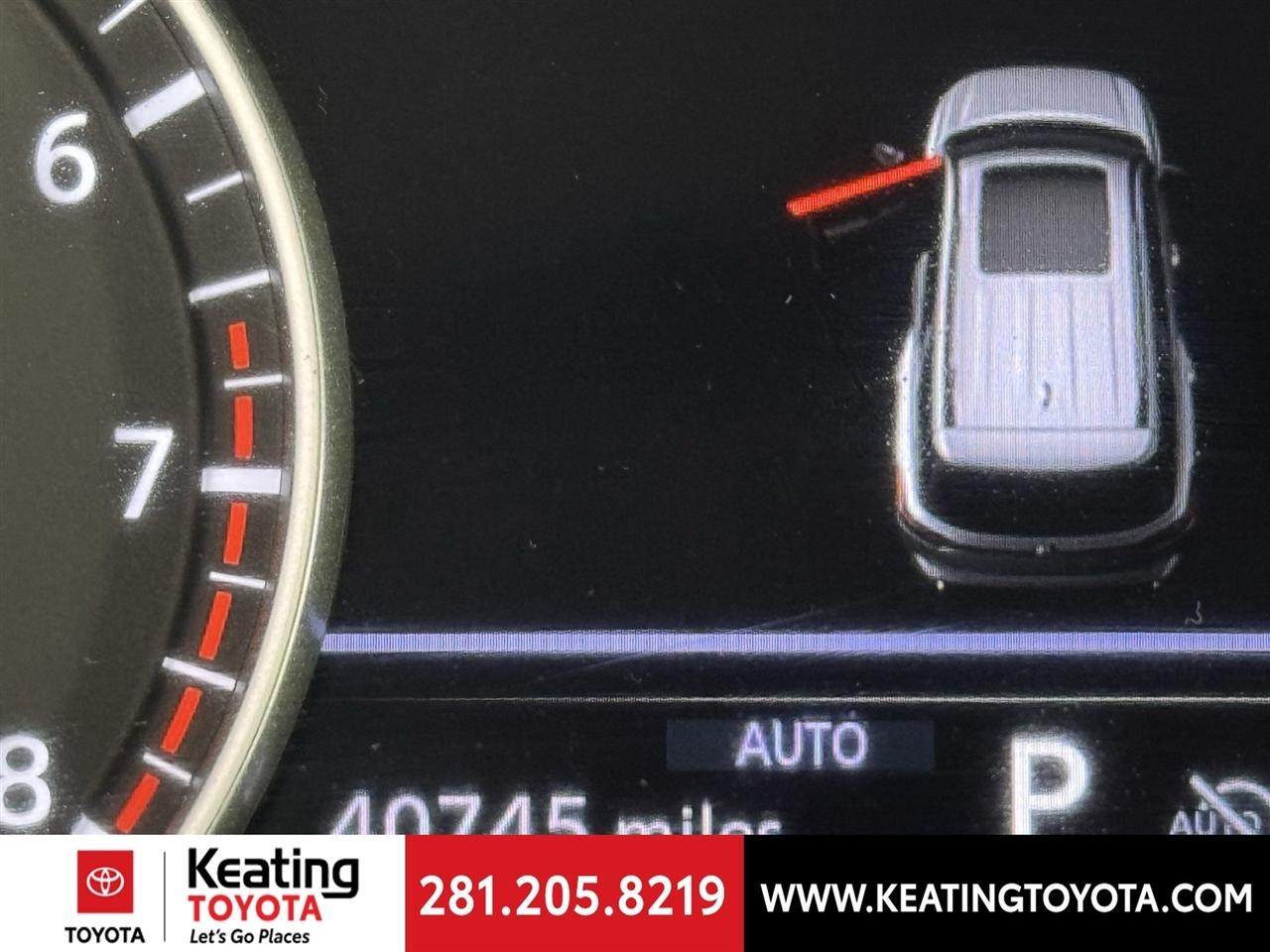 Nissan Pathfinder SV 4WD 2024