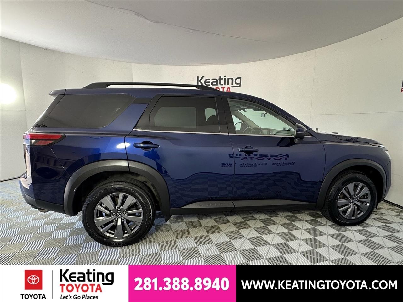 Nissan Pathfinder SV 4WD 2024