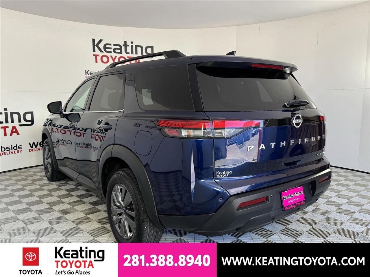 Nissan Pathfinder SV 4WD 2024