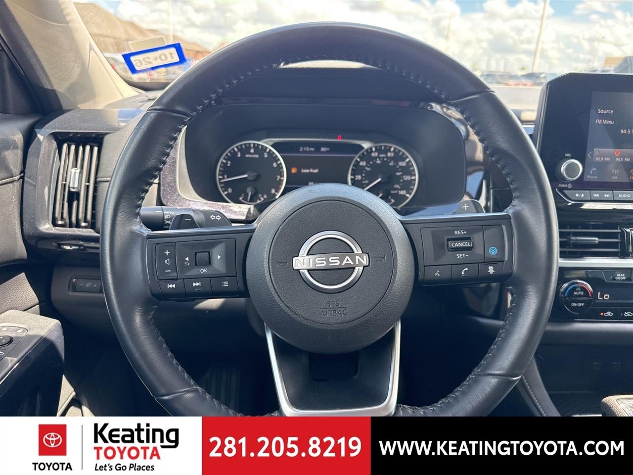 Nissan Pathfinder SV 2025