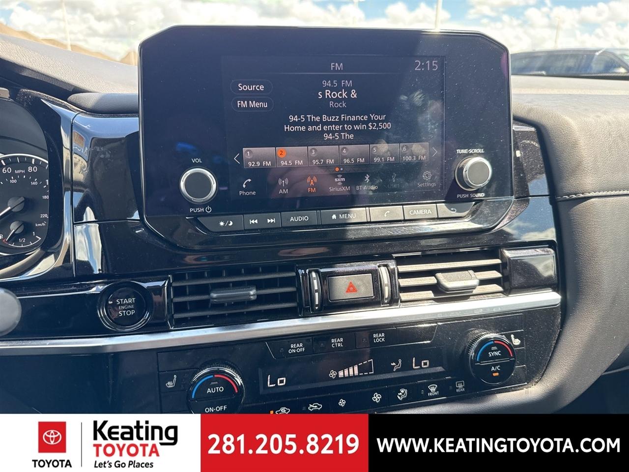 Nissan Pathfinder SV 2025