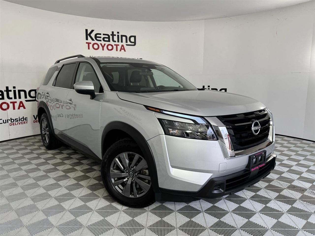 Nissan Pathfinder SV 2025