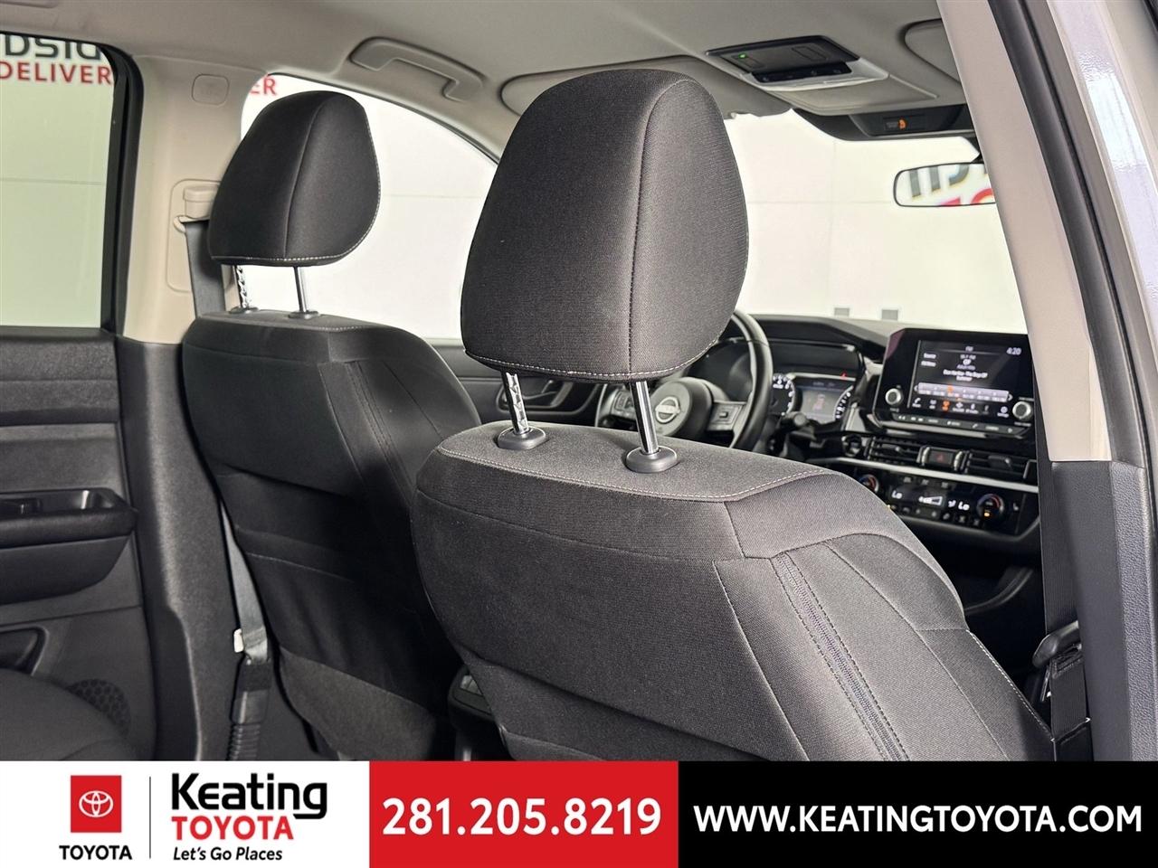 Nissan Pathfinder SV 2025