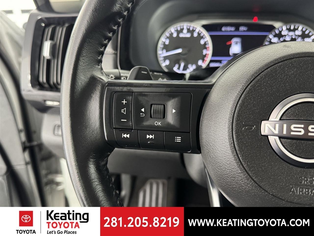 Nissan Pathfinder SV 2025