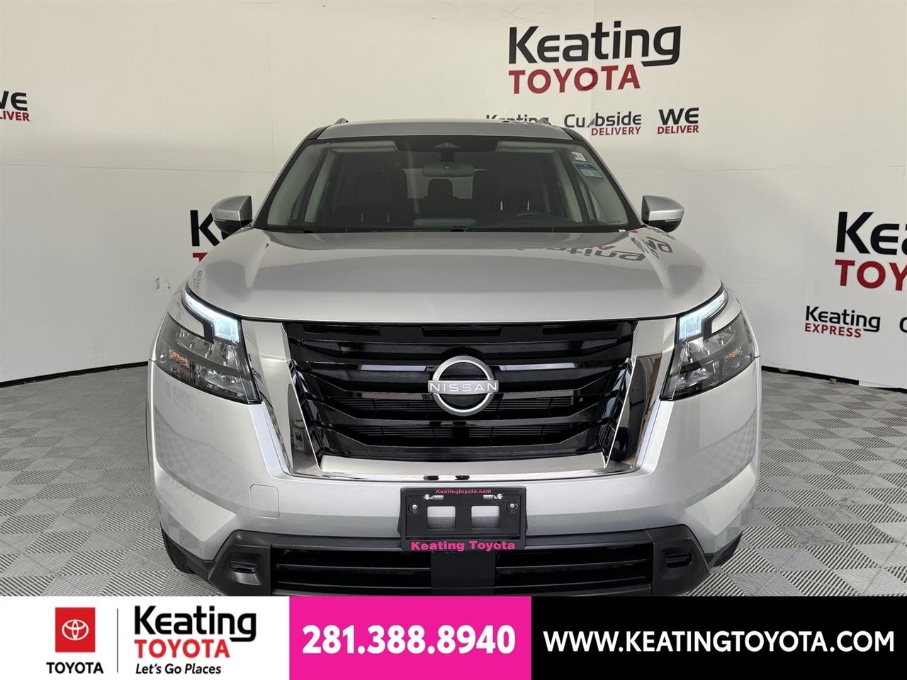 Nissan Pathfinder SV 2025
