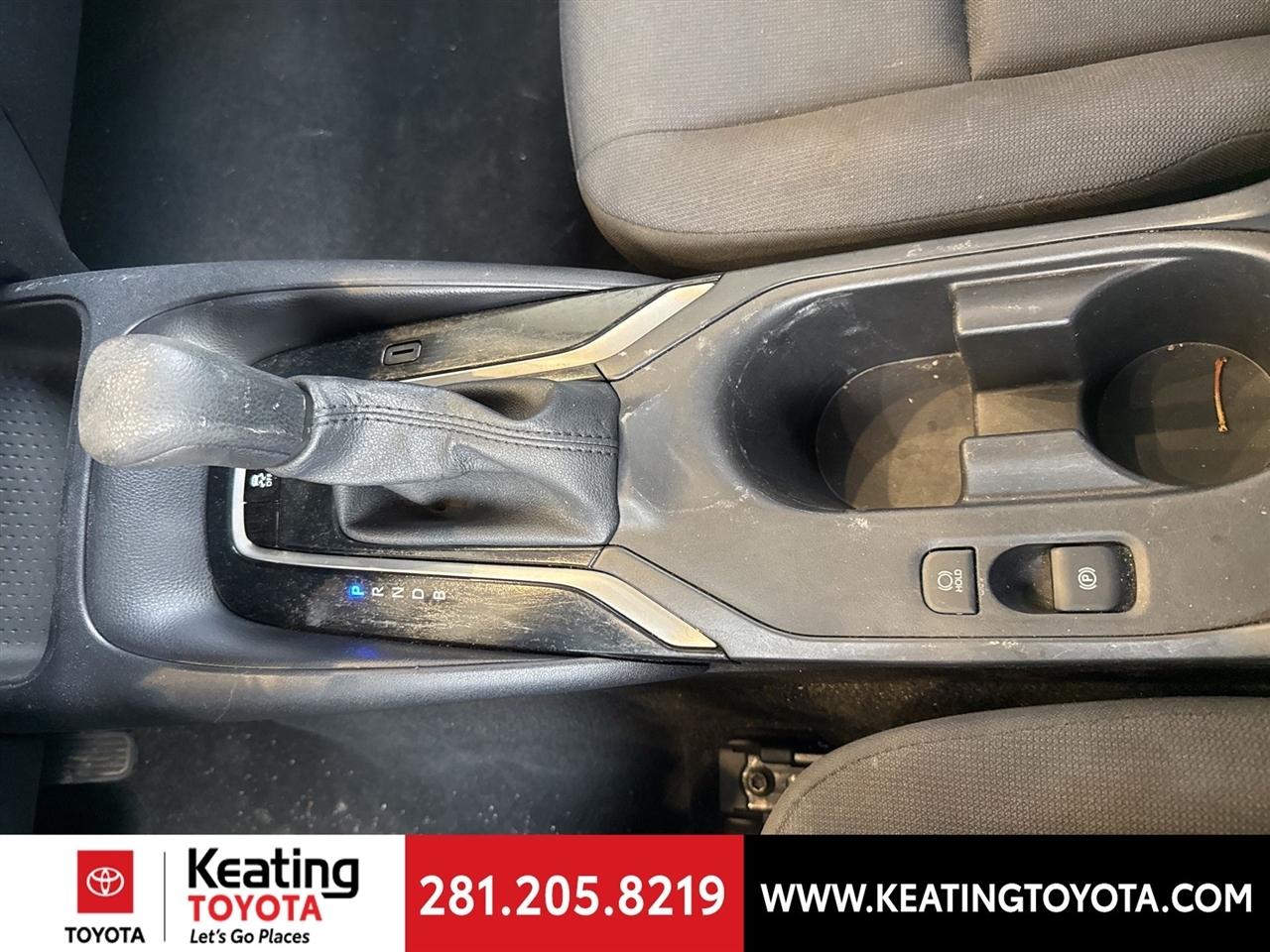 Toyota Corolla LE 2024