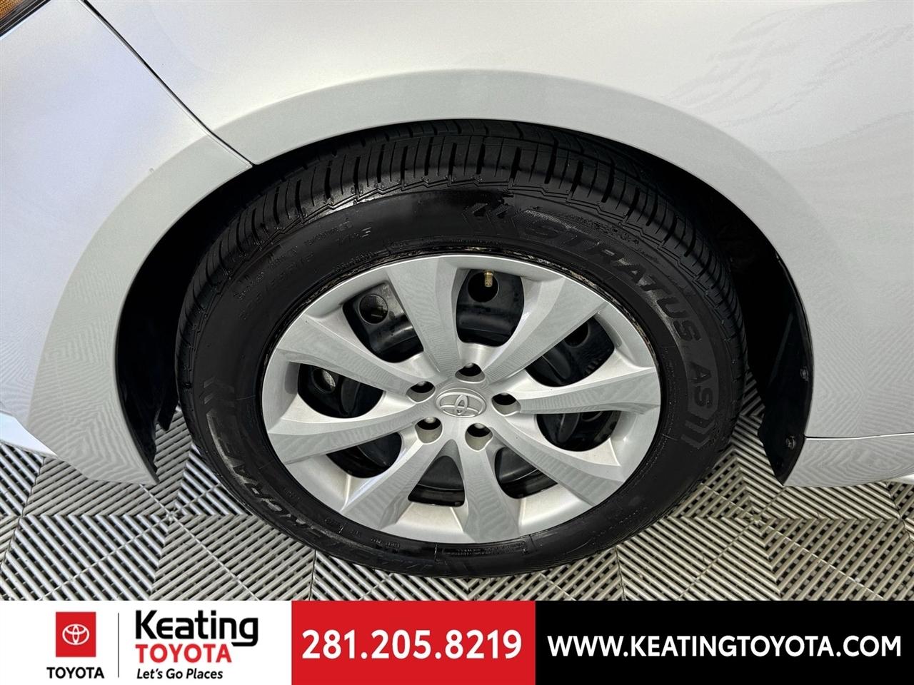 Toyota Corolla LE 2024