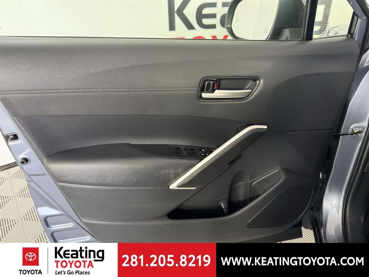 Toyota Corolla Cross XLE 2026