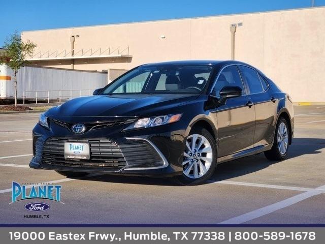 Toyota Camry LE 2024
