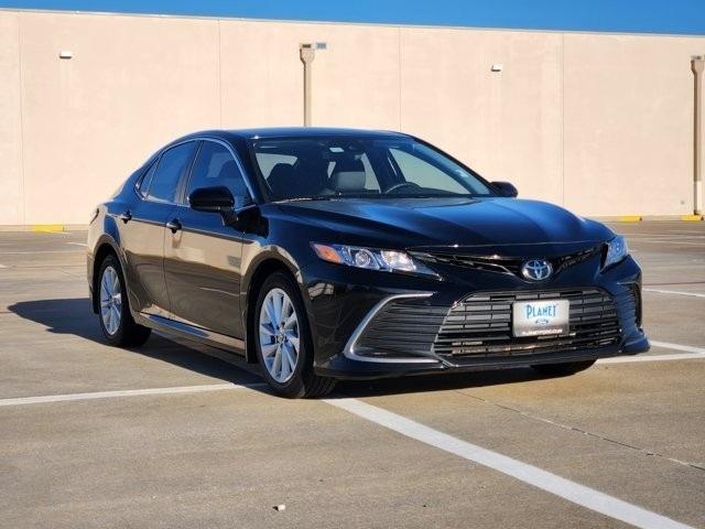 Toyota Camry LE 2024