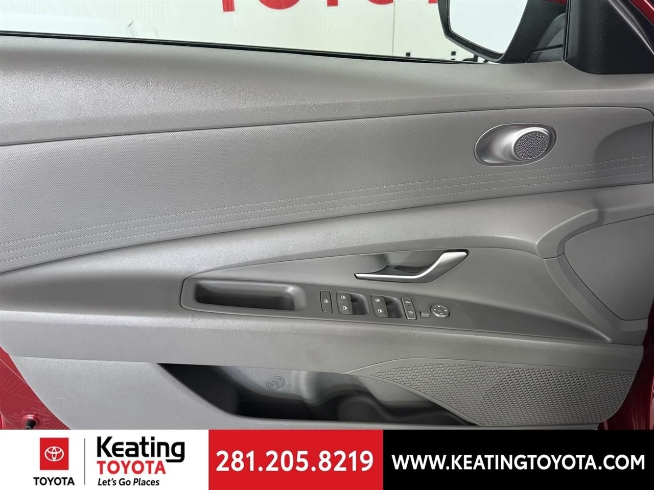 Hyundai Elantra SEL 2024