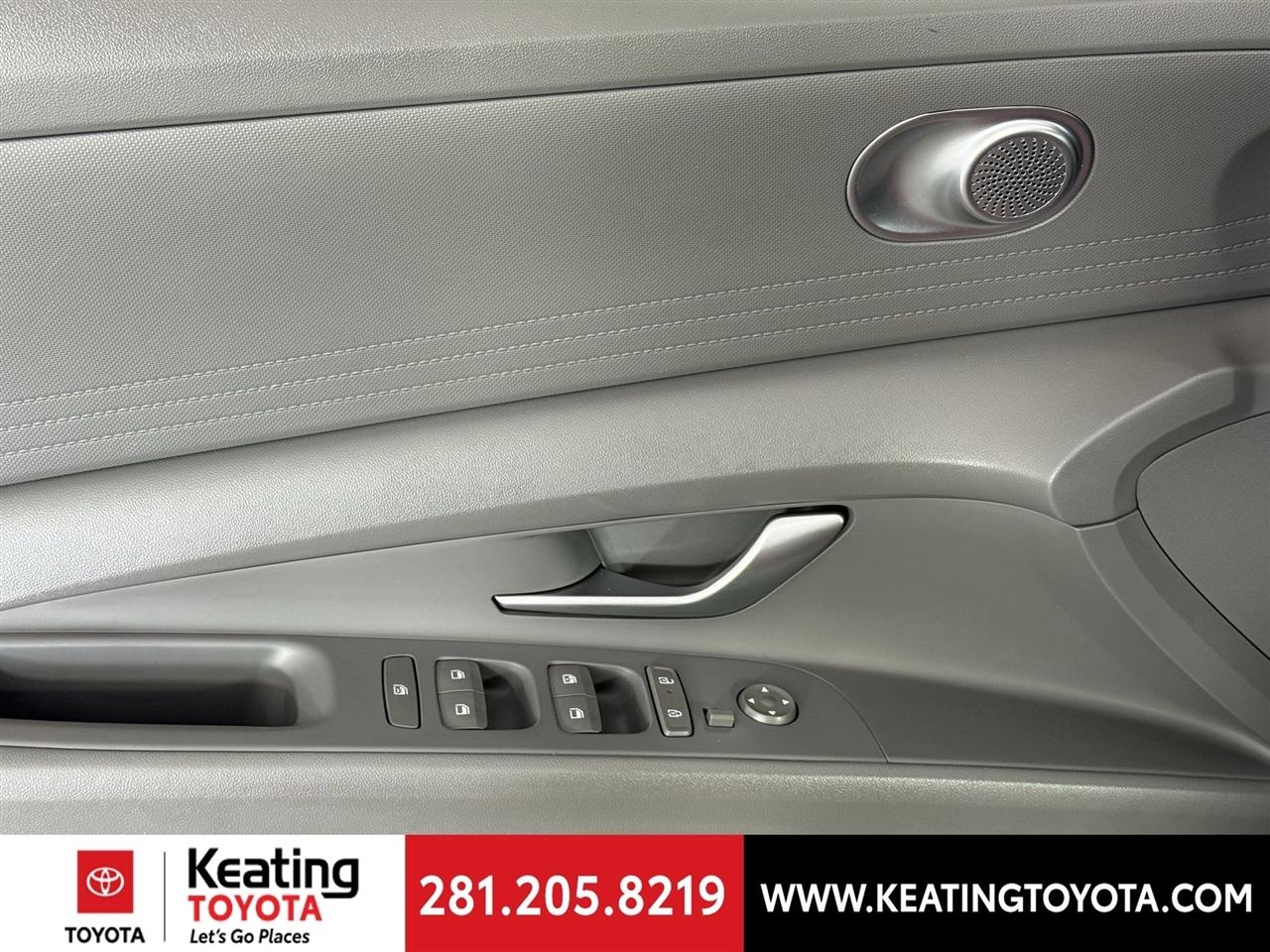 Hyundai Elantra SEL 2024