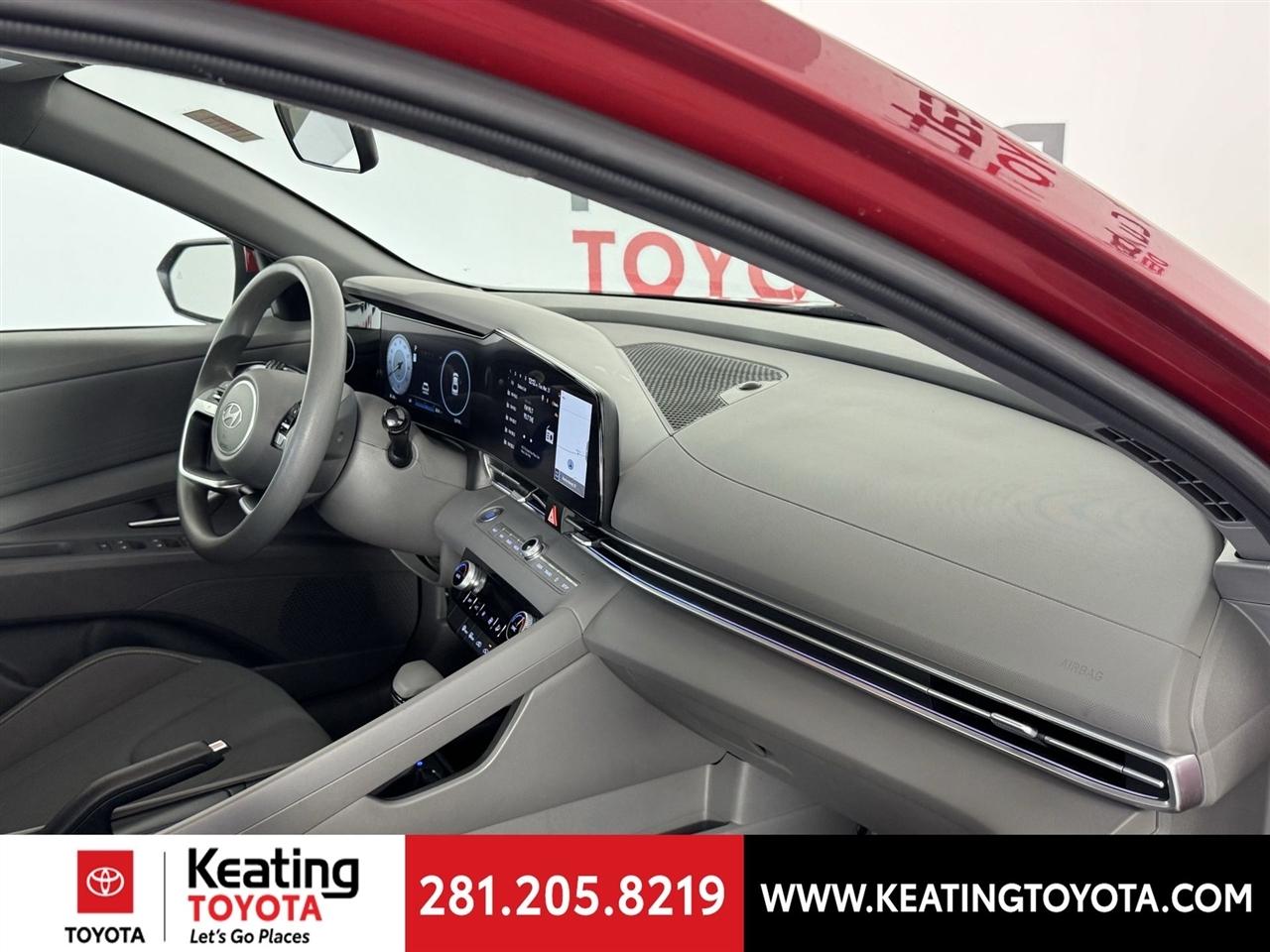 Hyundai Elantra SEL 2024