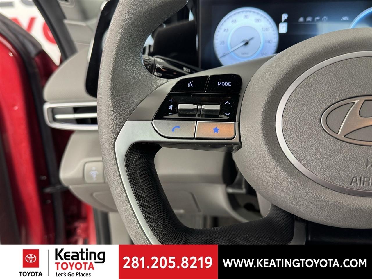 Hyundai Elantra SEL 2024