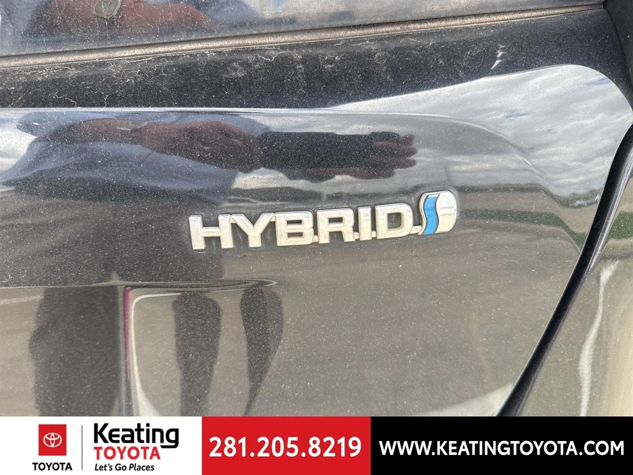 Toyota Prius Two Eco 2017