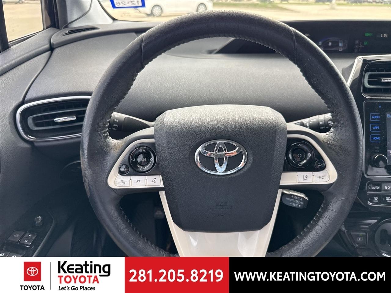 Toyota Prius Two Eco 2017