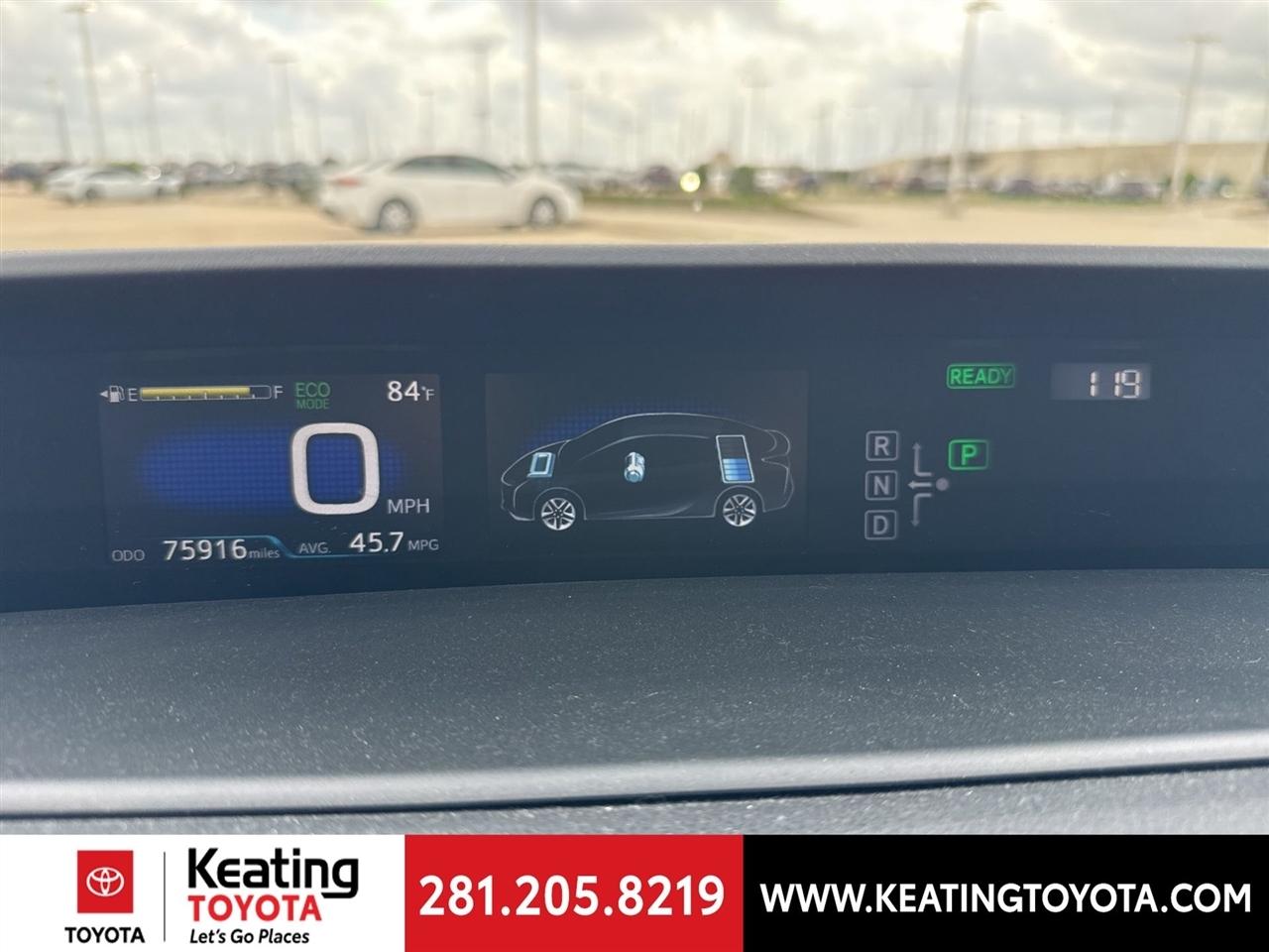 Toyota Prius Two Eco 2017