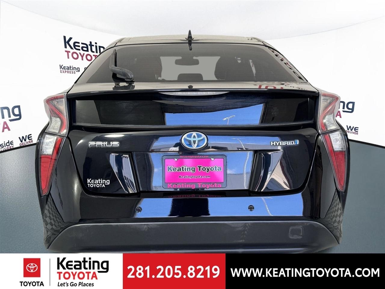 Toyota Prius Two Eco 2017